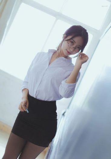 美丽小蜜桃3探寻攻略_DVD手机在线观看